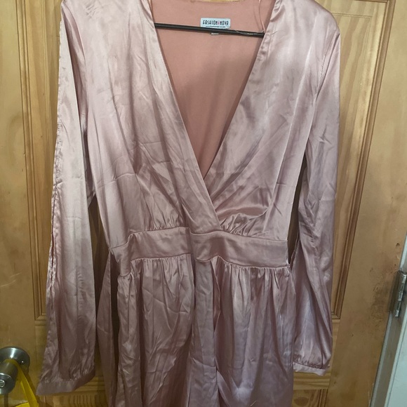 Pink Satin Fashion Nova Romper *NEW* - Picture 3 of 5